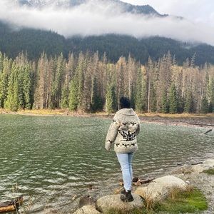 Meet your Posher, Melissa